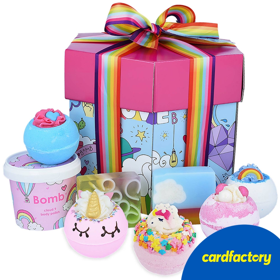 Image of Bomb Cosmetics Unicorn Universe Hexagonal Gift Box