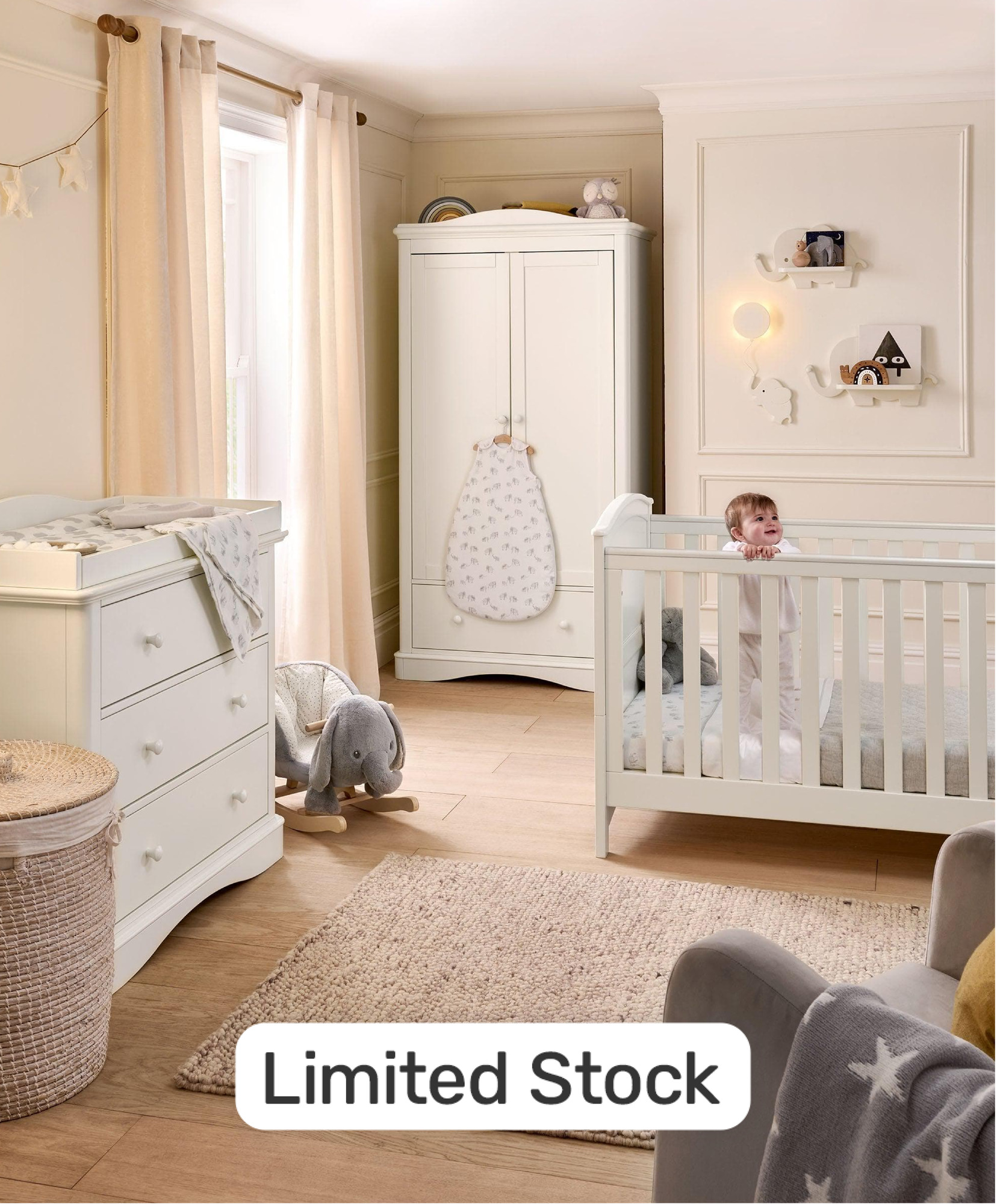 Mamas & Papas Flyn 3 Piece Cotbed bundle - White | Cotbed